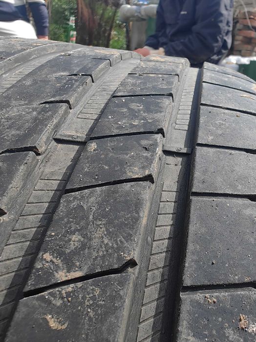 3 бр. Гуми 265/35/20 Good year F1 Asimetric