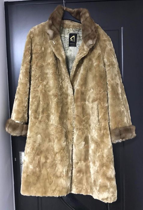 Haina din blana ecologica Anton moda haina blana ecologica marime 46