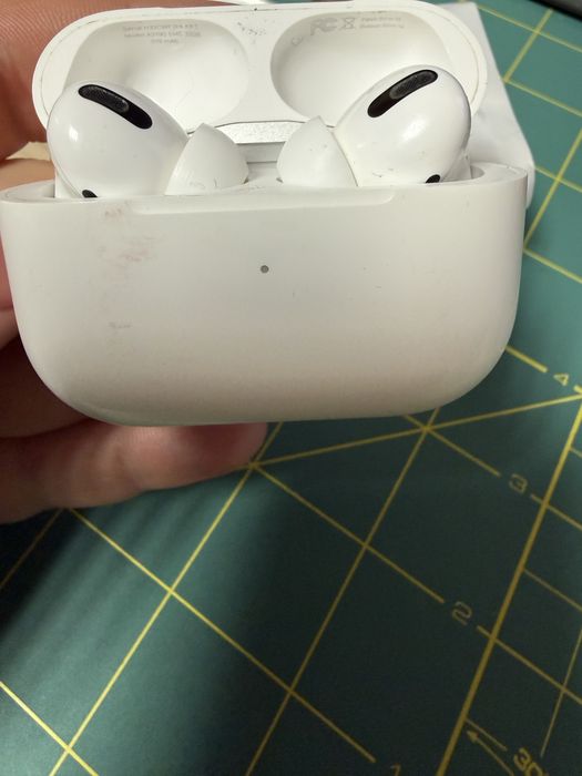 Apple AirPods Pro 1