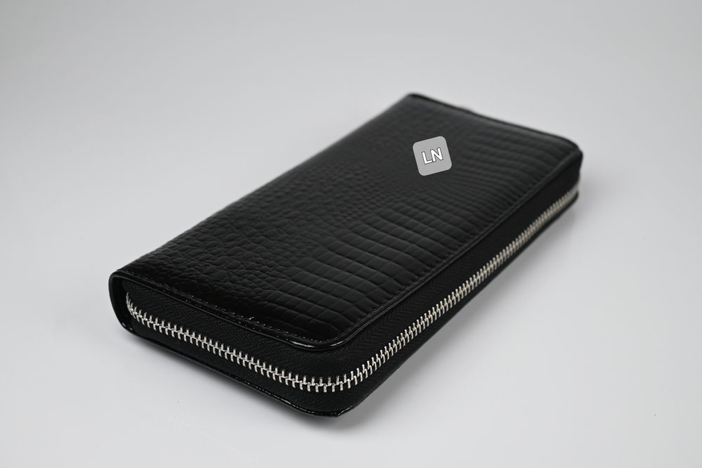 Дамско портмоне естествена кожа, лак