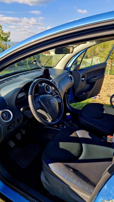 Vând Citroen C3 1.4i