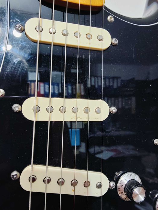 Chitara electrica Fender Deluxe Roadhouse Strat