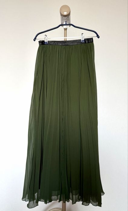 Fusta Abercrombie & Fitch kaki S