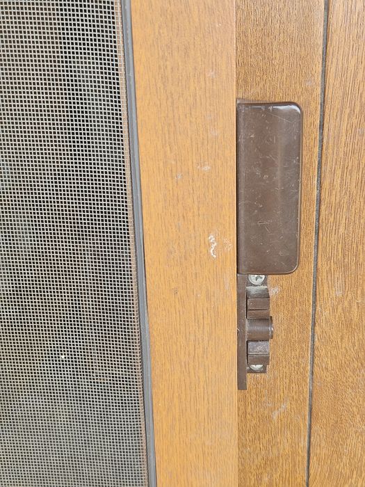 Дограма Трокал 76 висок клас Врата+2прозореца и една врата оделно