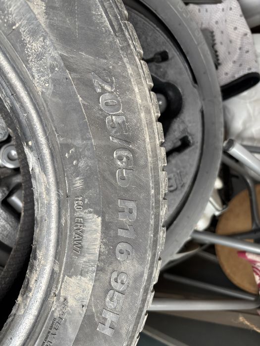 Продам резину R16