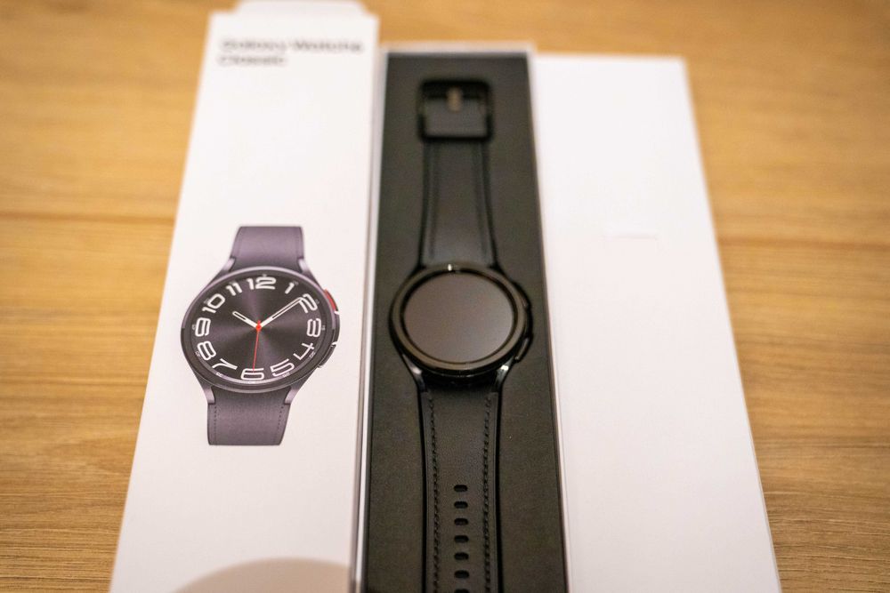 Ceas smartwatch Samsung Galaxy Watch6 Classic, 43mm, LTE, Black