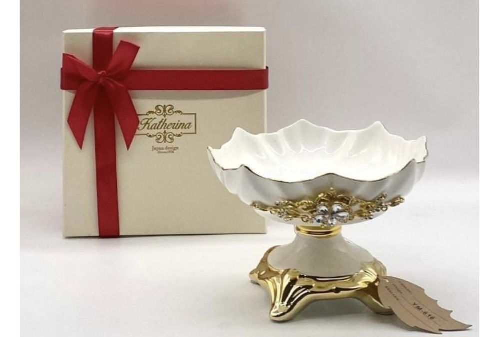 Продам  конфетница