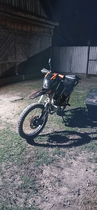 Продам эндуро 250