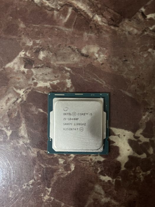 Продаю i5 10400f