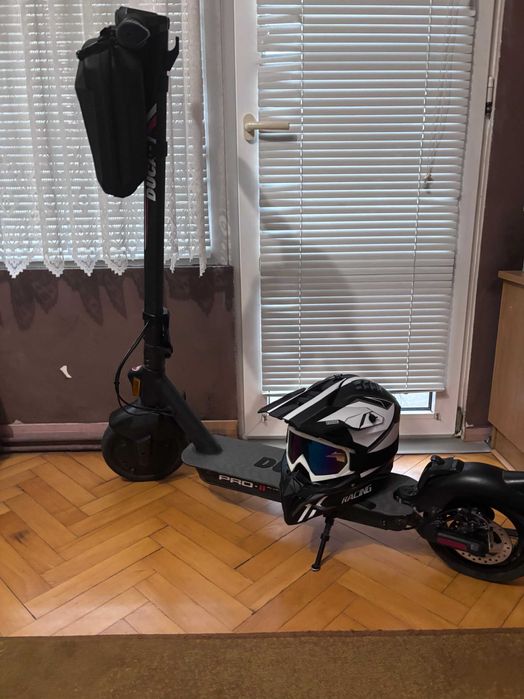 Тротинетка Ducati pro 2 plus + подарък каска и очила