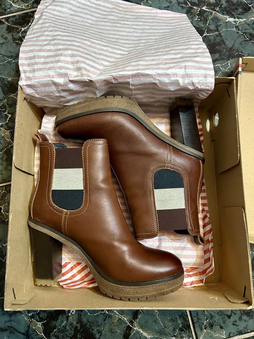 Vand ghete dama Tommy Hilfiger 39 piele maro