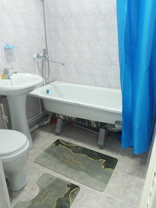 Сдаётся 1-комнатная квартира  посуточно 1