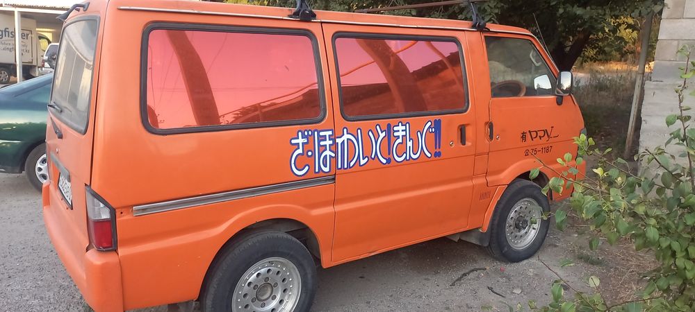 Продам Мазда бонго