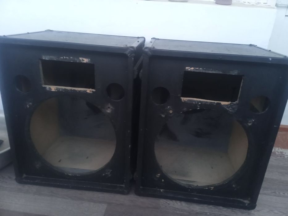 Корпуса от колонок 15 дюймов