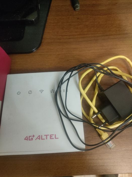 Роутер Алтел4g в хорошем cостоянии
