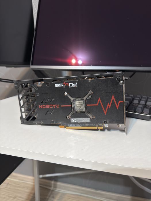 AMD Radeon Sapphire Pulse RX 6650 XT