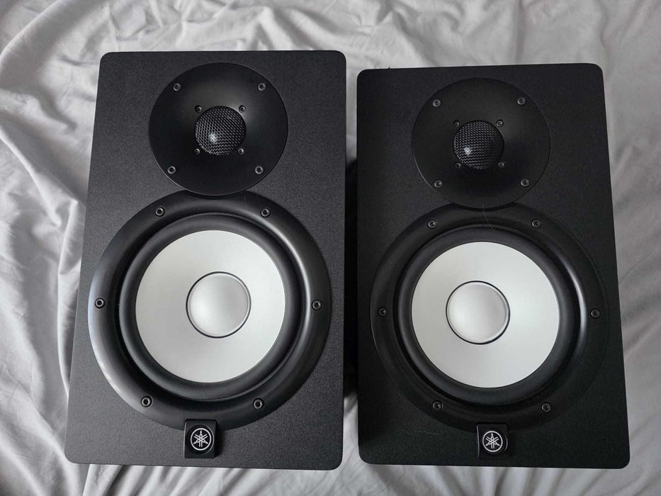 Pereche Monitoare de Studio Active Yamaha HS7 – Impecabile (Woofer 6.5")