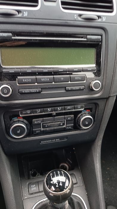 Vând ww Golf6,fabricație 2010,înmatriculat,