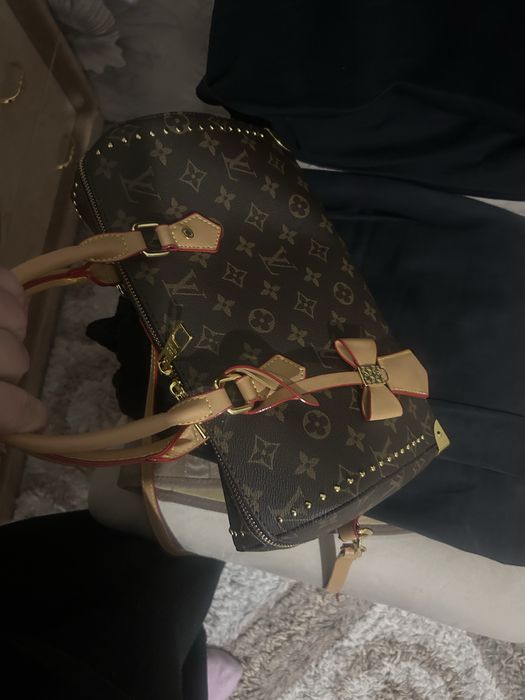 Сумочка почти новый кожа