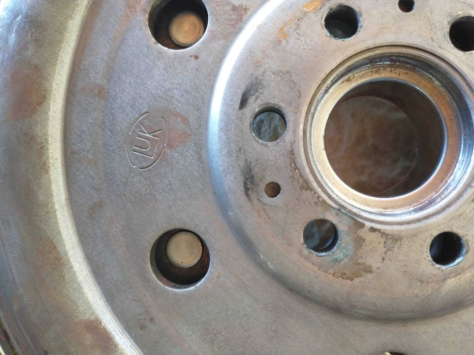 Демпферен маховик LUK.За Ford, Mazda,Volvo