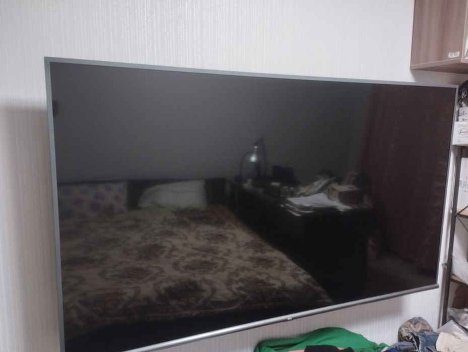 Телевизор TLC L65P8M