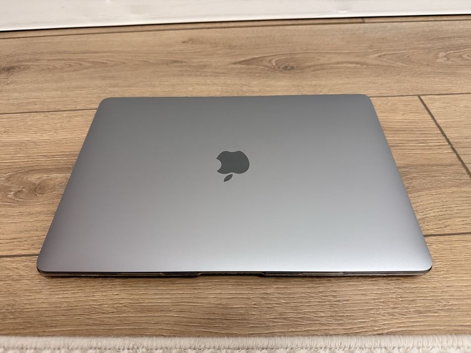 Продается MacBook Air m1