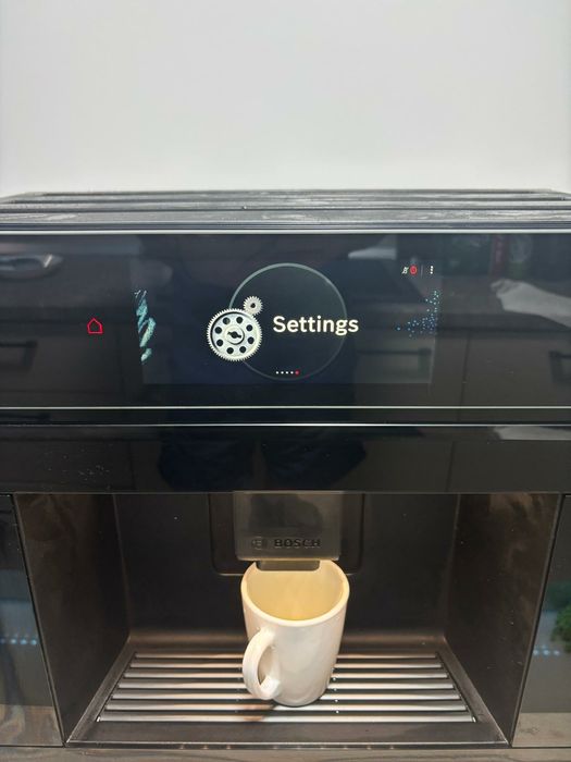 Espressor automat incorporabil Bosch Seria 8 CTL9181B0