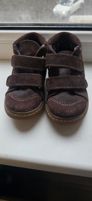 Продам обувь 22 размер