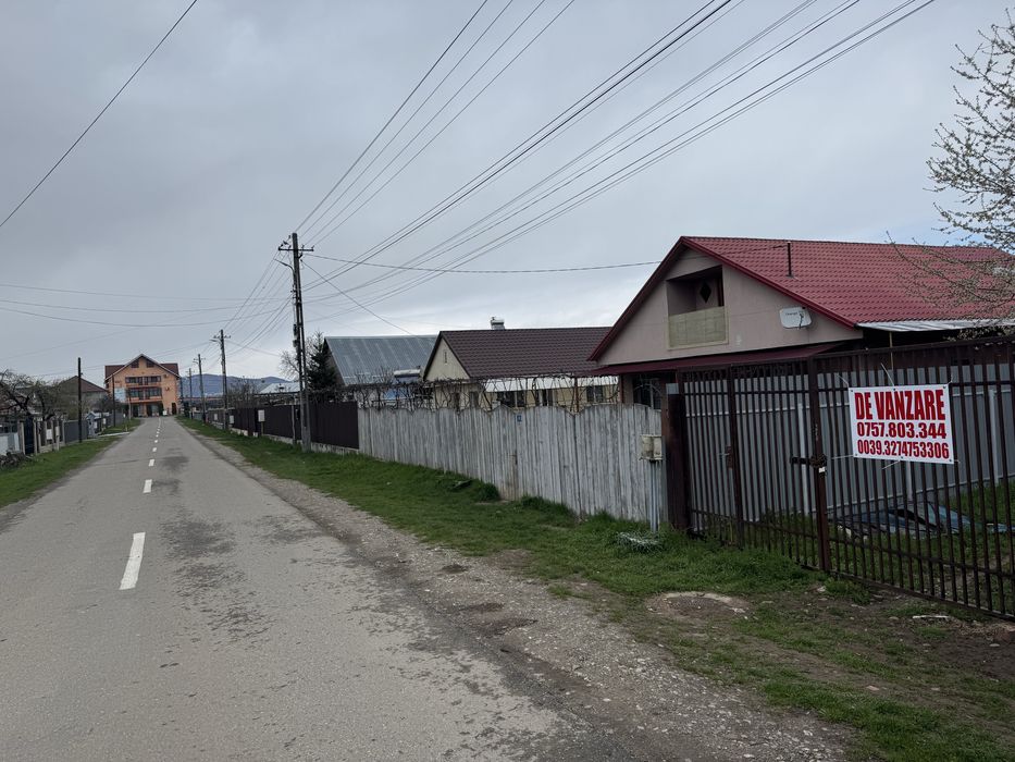 Vand casa si teren 700mp,D va Rosie