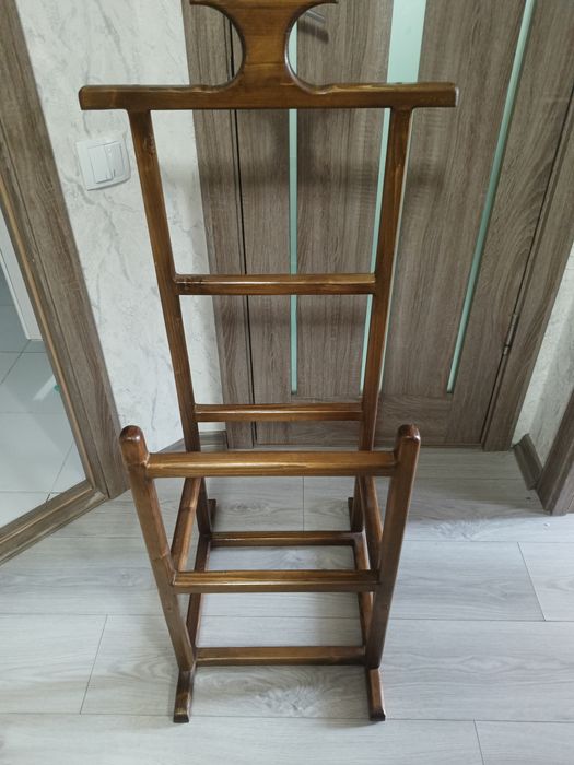 Продам напольный вешалка