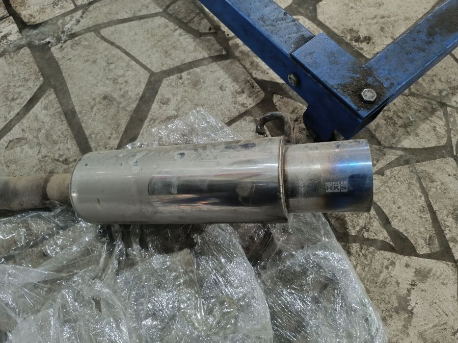Продам глушитель