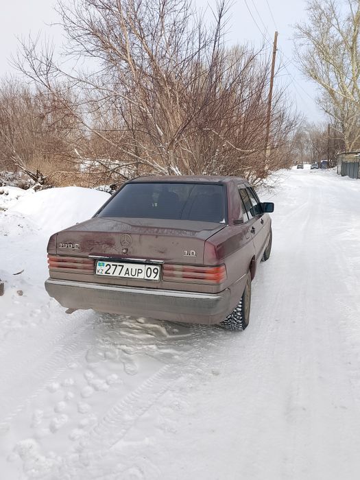 Мерседес Бенс 190