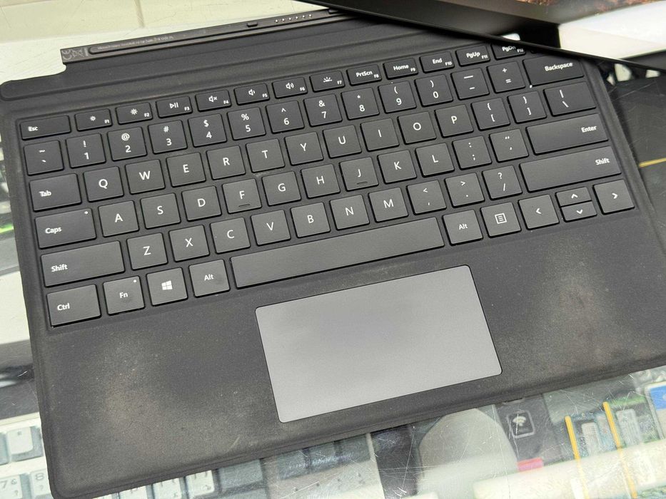 MICROSOFT SURFACE Pro7 CORE i5-1035G4 8гб 256ssd Сенсорный