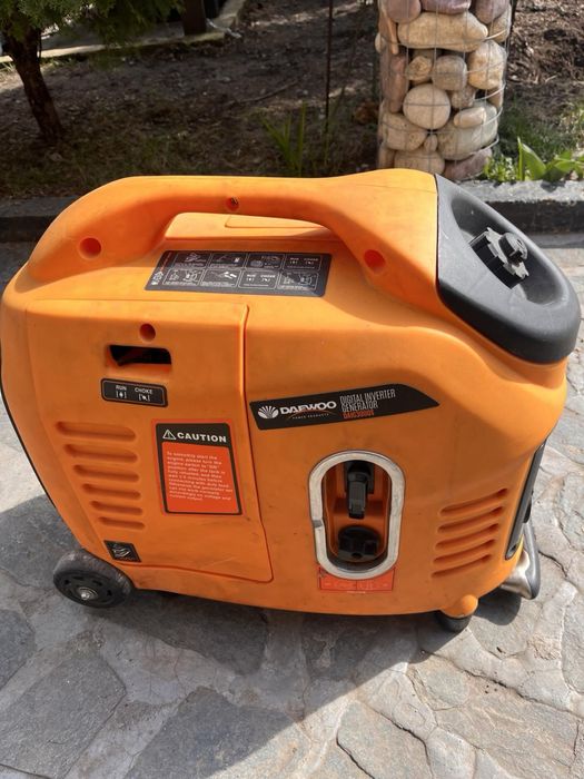 Бензинов инверторен генератор за ток DAEWOO