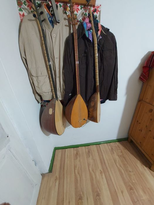 Vând saz baglama, dede saz, divan saz, cu gât lung noi și sh