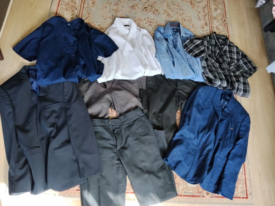 Продам школьные вещи для мальчика