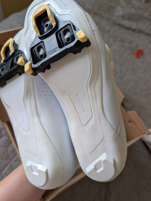 НОВИ! Обувки за колело Shimano с блокове за педали - 90€