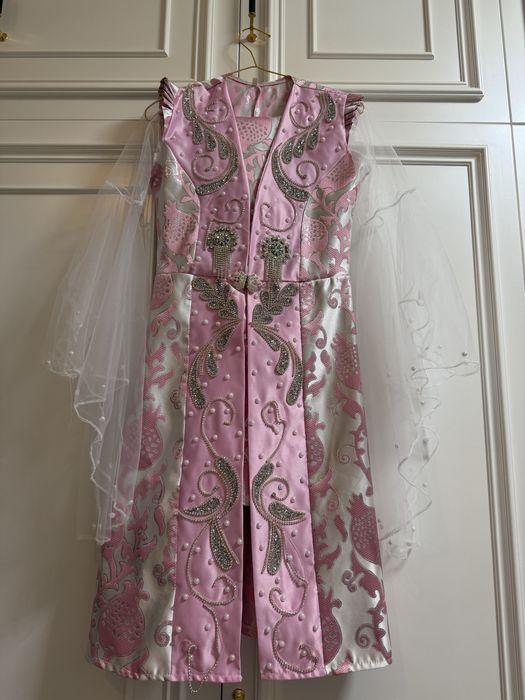 Milliy kelinlik libosi( bölajak kelinlar uchun) özim uchun tikilgan