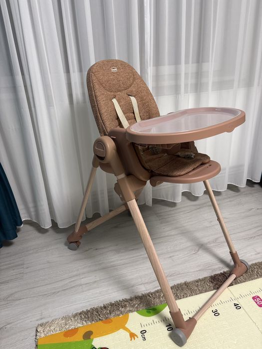 Scaun de masa chicco