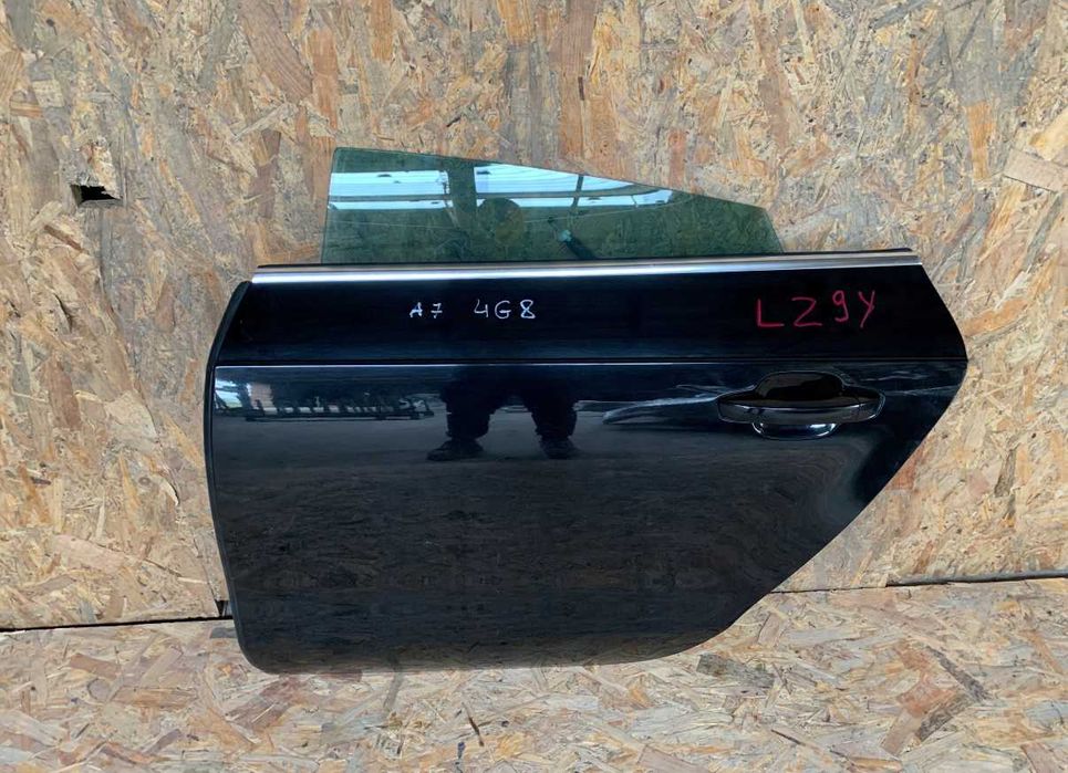 Врата уборудвана Audi A7 4G8