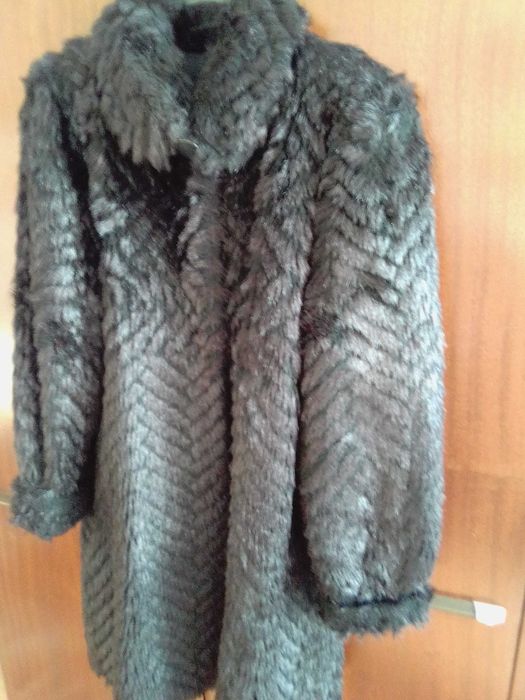 Палто от еко кожа - черно