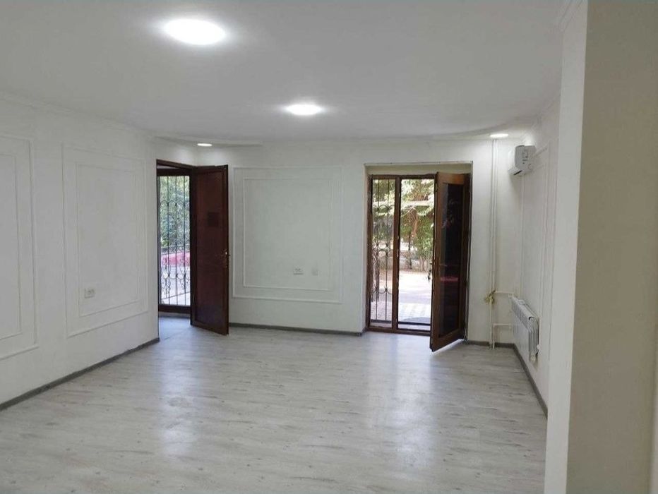 Буз Базар Буюк Ипак уйли сдаётся офис 90м2