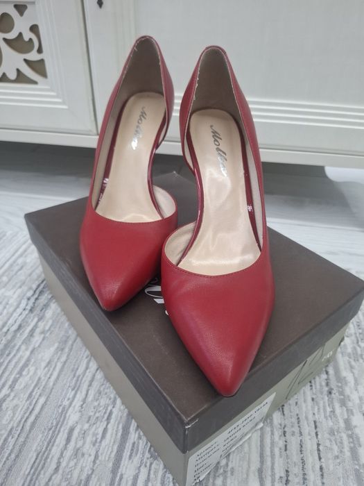 Продам женскую обувь рр 38