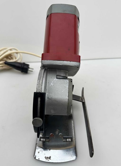 Mafell TS 400 - Професионална машина за рязане на мокет / винил