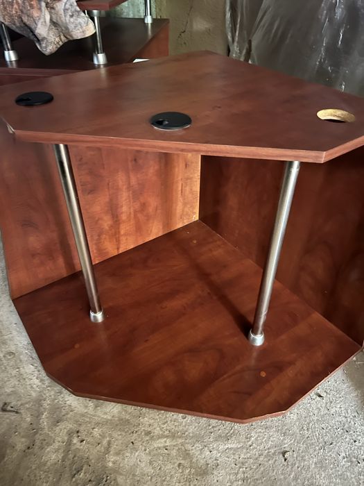 Vand Mobilier din MDF/Pal pentru un birou incapator