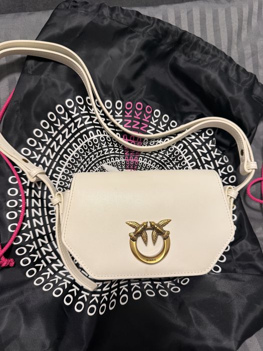 Оригинална  кожена чанта PINKO