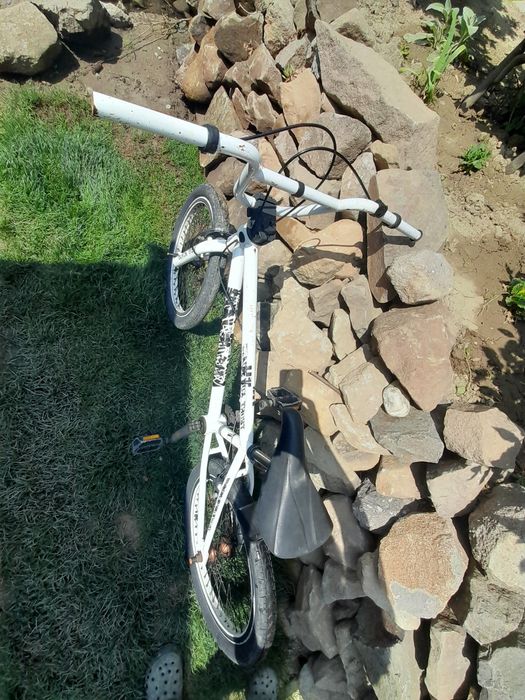 Bicicleta BMX de vanzare