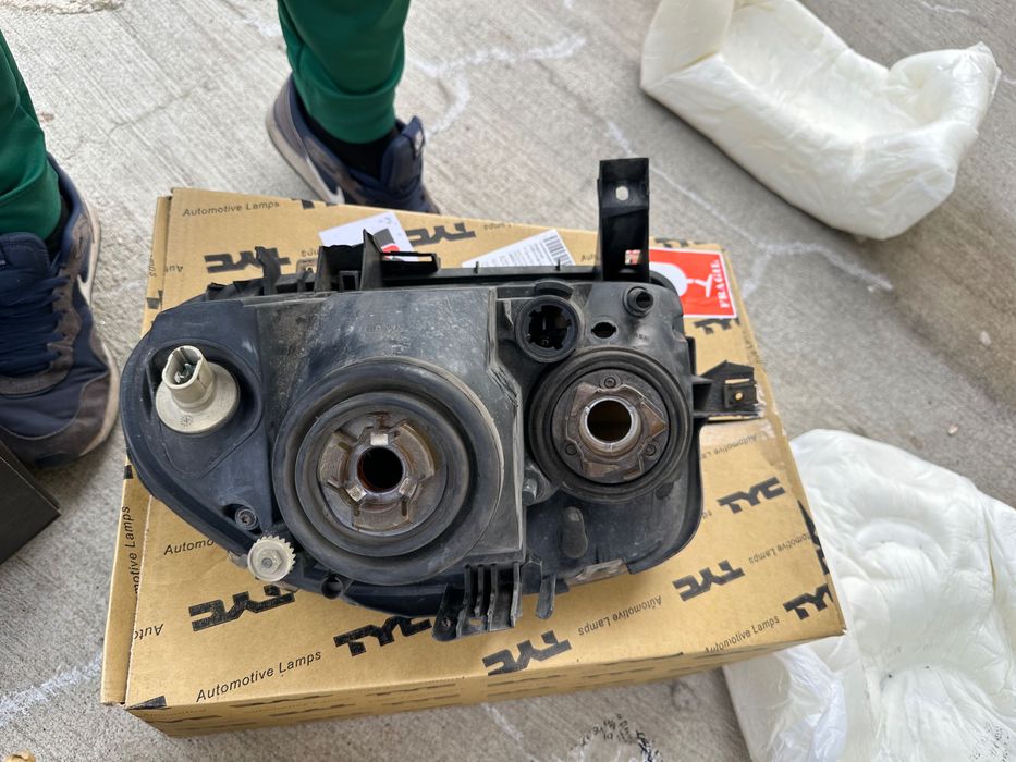 Фарове за Рено Клио