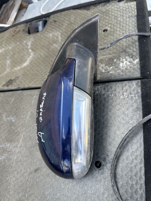 Врата дясна дясно огледало  брава Пасат б6 Passat b6 2006г
