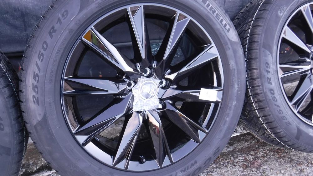 Jante Audi Q4 E-tron  255 50 19 iarna Pirelli scorpion Winter (ao)